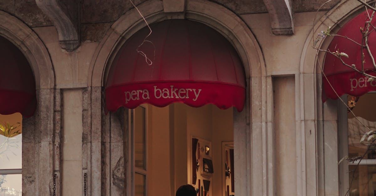 How to cover a broken rear car window?