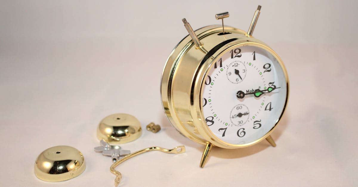 How to temporarily fix a broken sunroof?