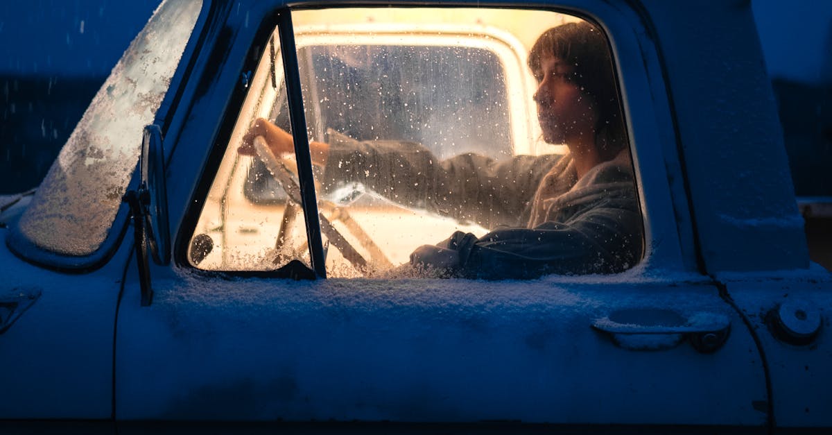 Round Up of Essential Tools for DIY Truck Windscreen Repair