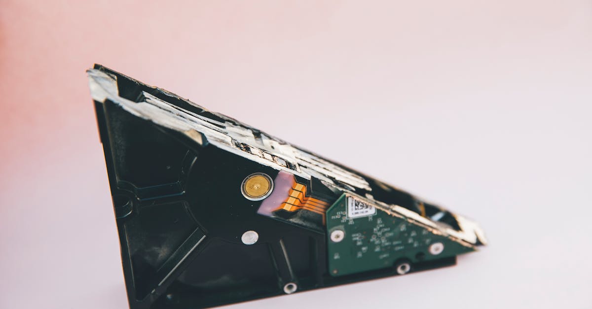 Why do some windscreen chips require replacement instead of repair?