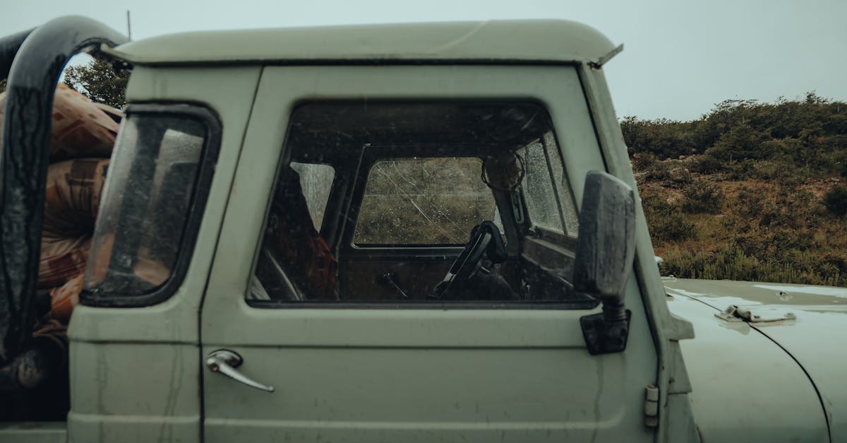 Why You Should Prioritize Quality in Truck Windscreen Replacement